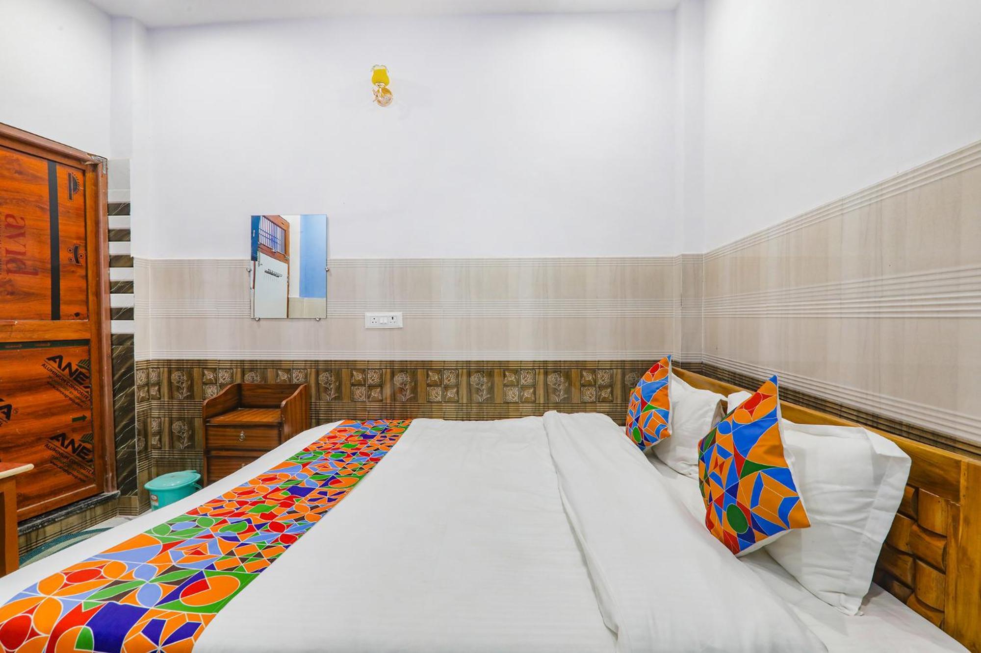 Fabexpress Shree Siya Raman - 500M From Shri Ram Janam Bhumi Hotel Ayodhya Exterior photo